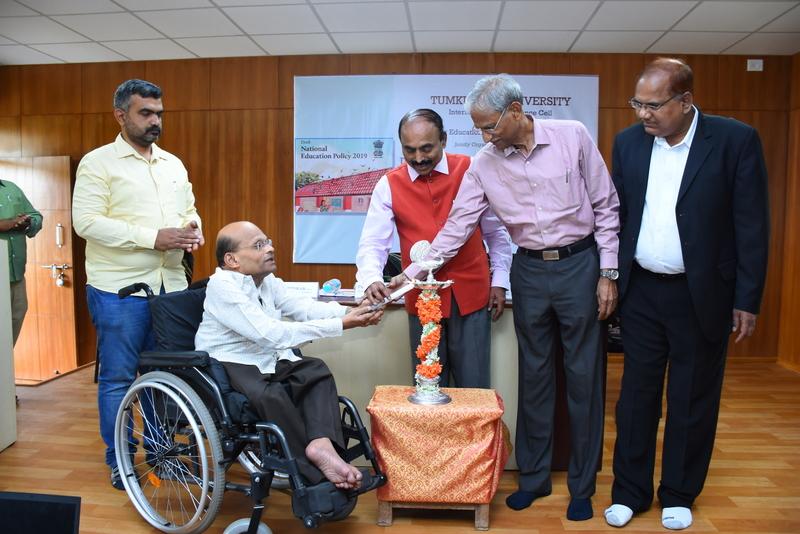 Inauguration of Colloquium on draft National Education Policy 2019 held at Tumkur University